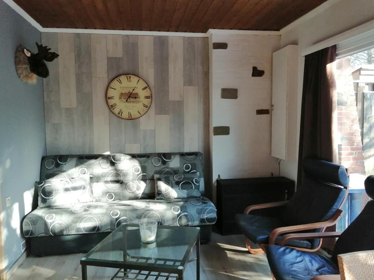 Au Repos De Zoe Villa Waulsort Buitenkant foto