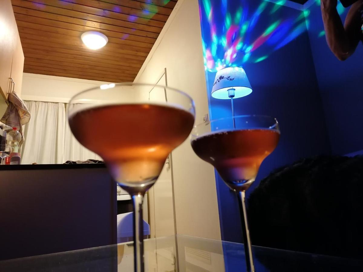 Au Repos De Zoe Villa Waulsort Buitenkant foto